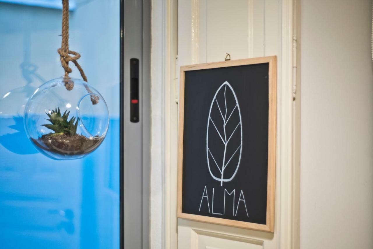 Alma Nossa Guest House Lisboa Exteriör bild
